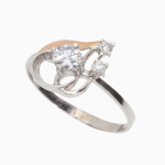 серебряное кольцо с цирконом  57208282